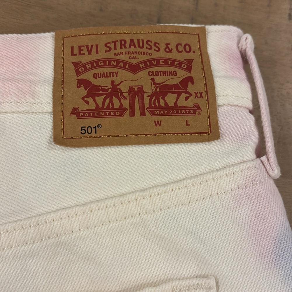 Levi’s 501 Denim Jean Shorts Cutoff Pink and Blue Tie-Dye Size 33 - Picture 3 of 7